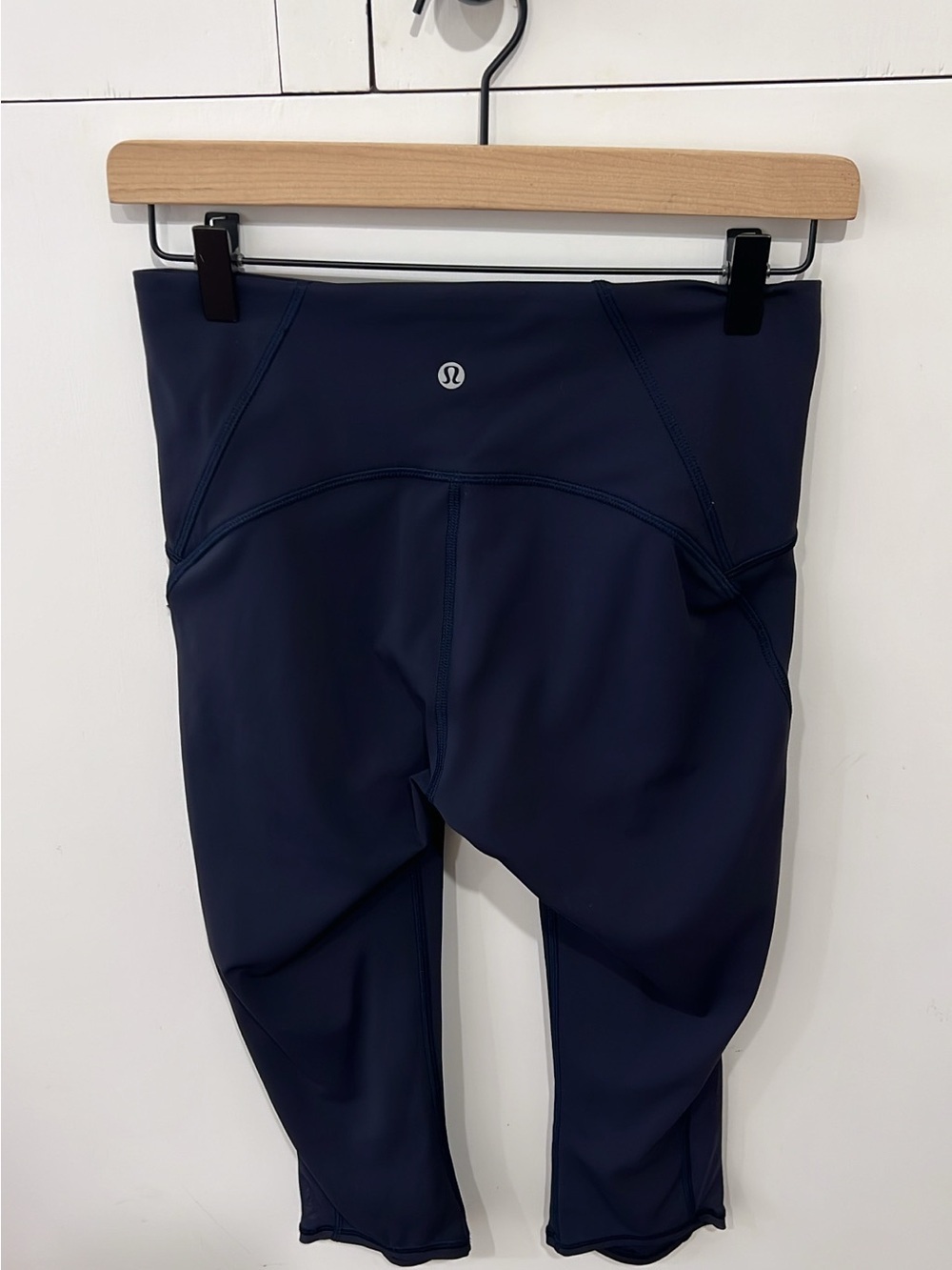 Lululemon Navy Blue Crop Leggings High Rise Capri Yoga Athletic Pants - Picture 5 of 7